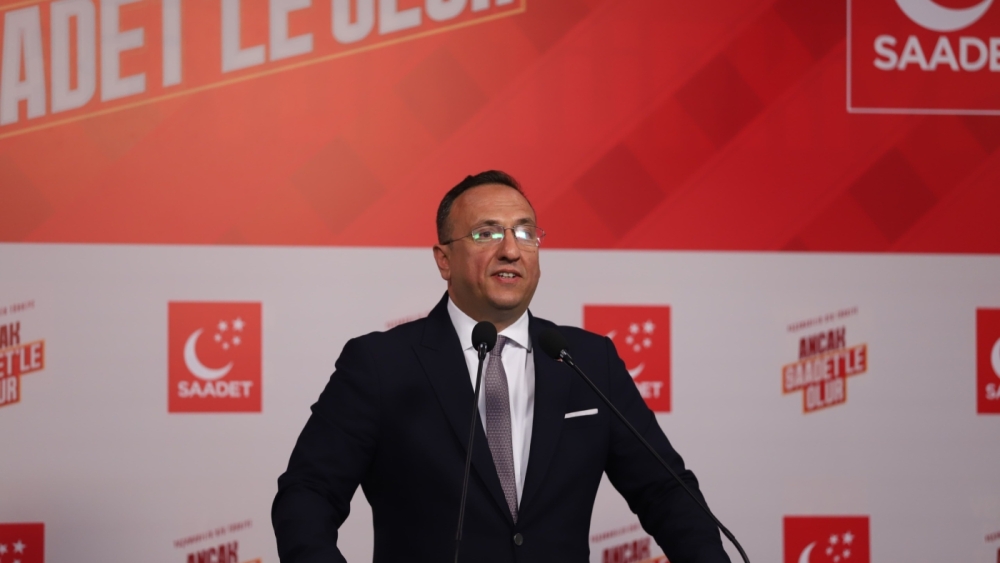 TEKİN: “GENÇLİĞİNE SAHİP ÇIKAN BİR MİLLET, GELECEĞİNİ DE SAHİPLENMİŞ OLUR”